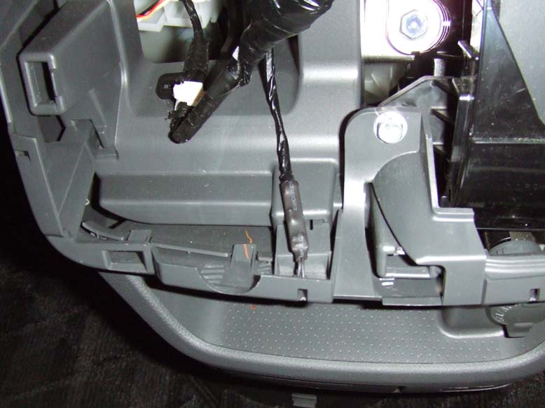 LED���ߍ���